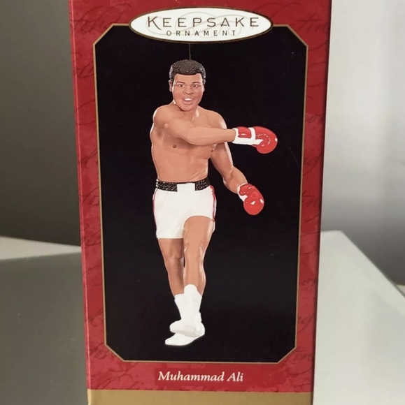 1999 Muhammad Ali Boxing Hallmark Keepsake Ornament - NIB - Picture 1 of 2